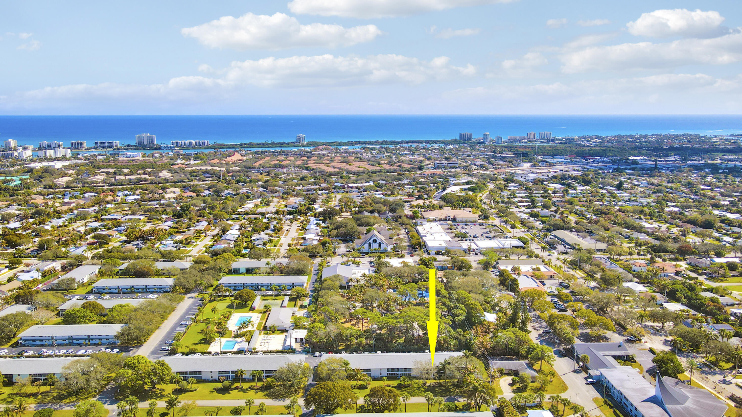 TEQUESTA GARDEN CONDO 5 - Residential