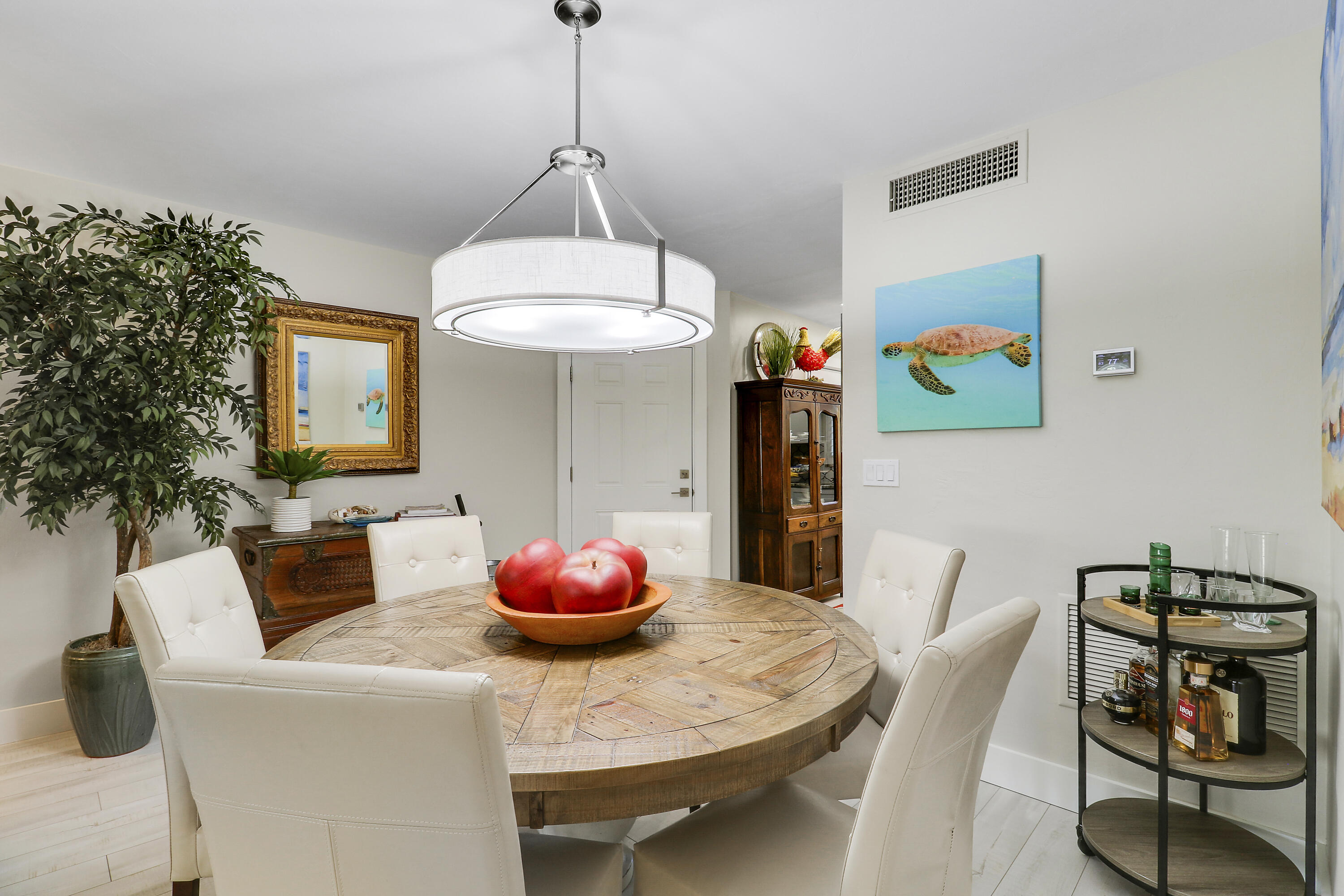 TEQUESTA GARDEN CONDO 5 - Residential