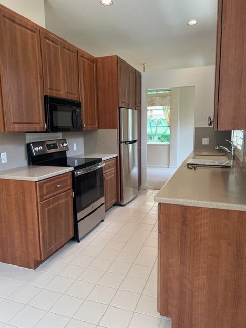 142 S Hampton Drive
