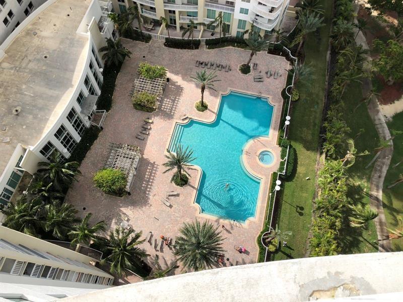 Duo Condominium - Residential