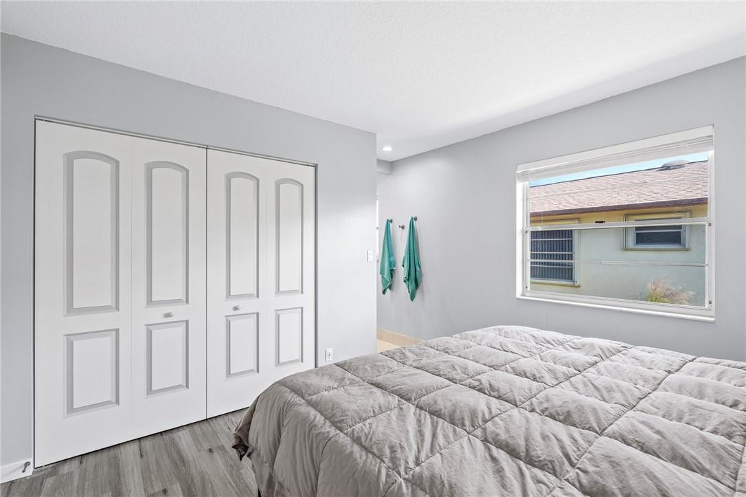 LOS MANGOS - Residential