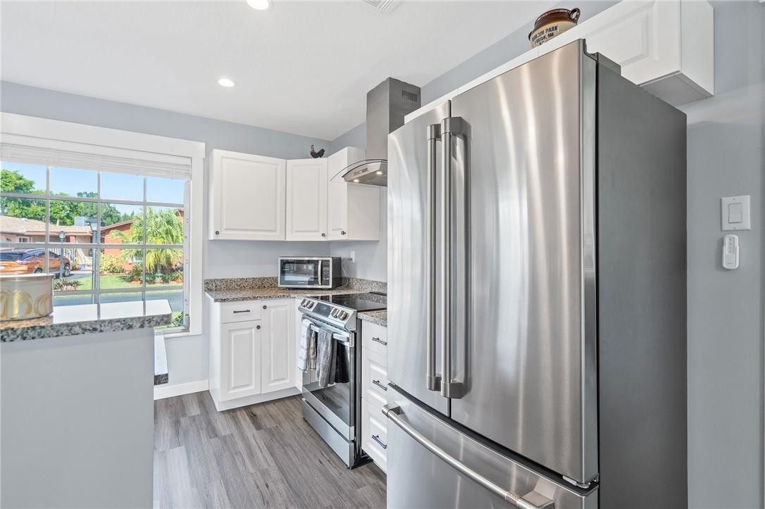 LOS MANGOS - Residential