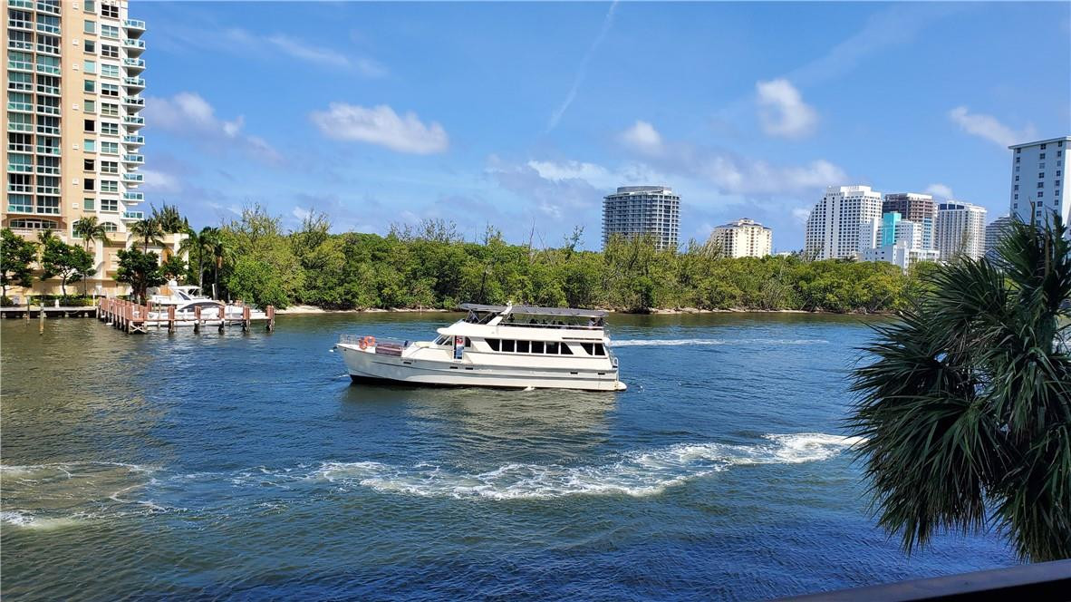 CORINTHIAN - Residential