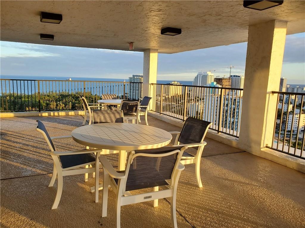 CORINTHIAN - Residential