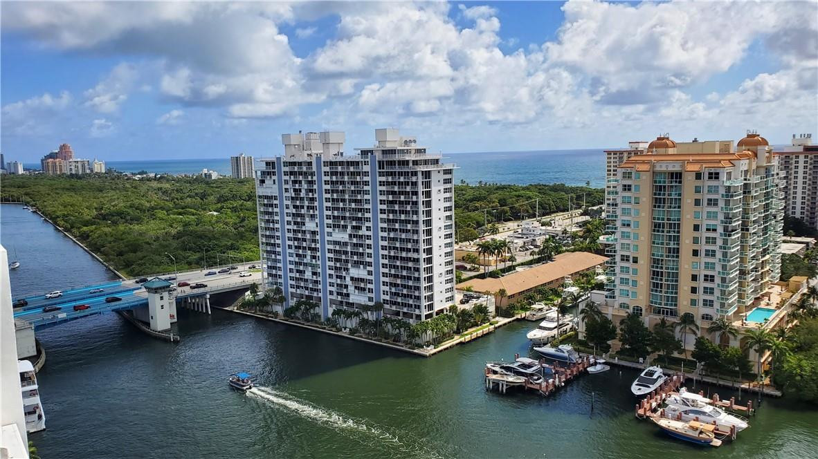 CORINTHIAN - Residential