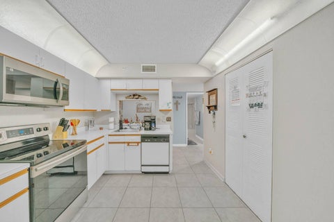 Tiny photo for 15011 ASHLAND Circle #12, Delray Beach, FL 33484 (MLS # B26089670)