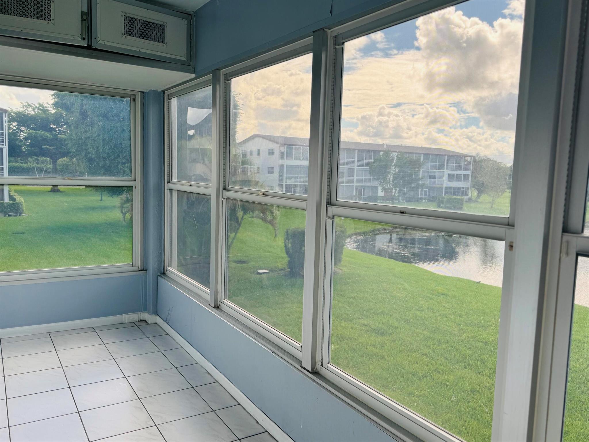 CENTURY VILLAGE- BRIGHTON - Residential Lease