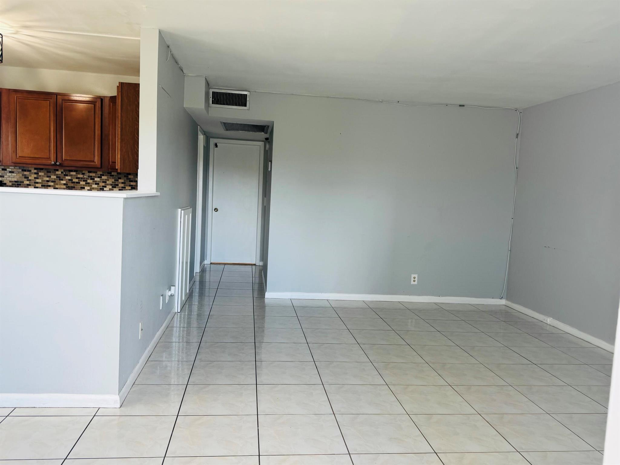 CENTURY VILLAGE- BRIGHTON - Residential Lease