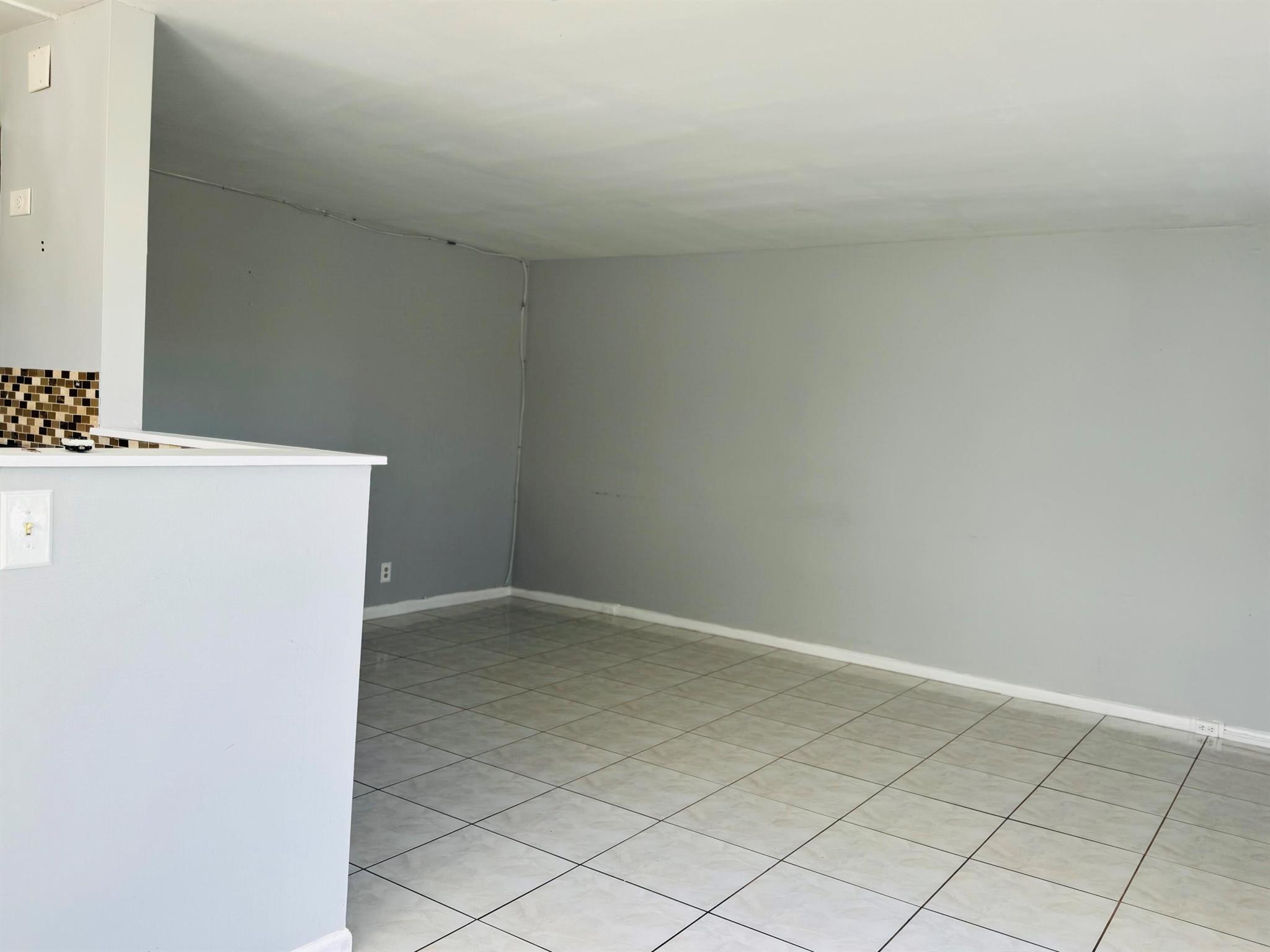 CENTURY VILLAGE- BRIGHTON - Residential Lease