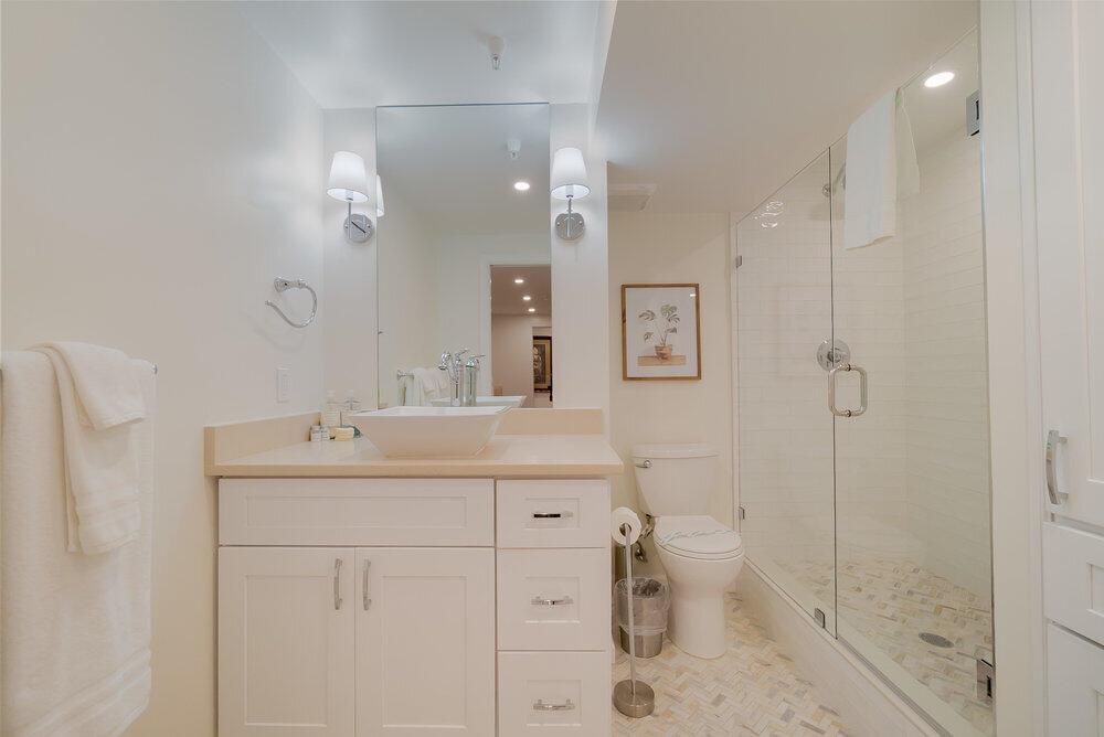 PALM BEACH HOTEL CONDO - Residential