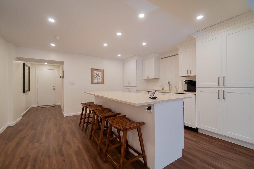 PALM BEACH HOTEL CONDO - Residential