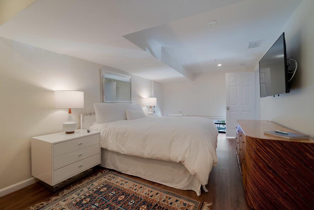 PALM BEACH HOTEL CONDO - Residential