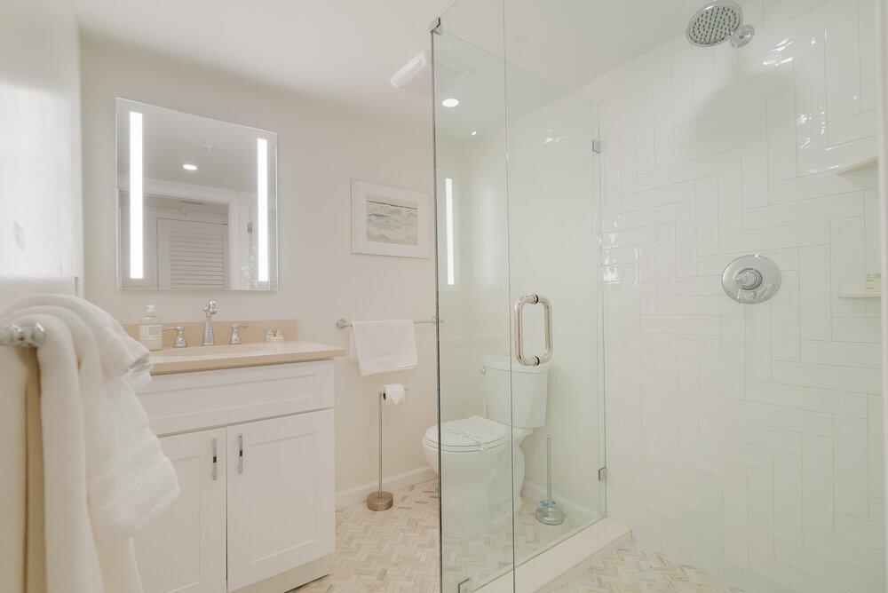 PALM BEACH HOTEL CONDO - Residential