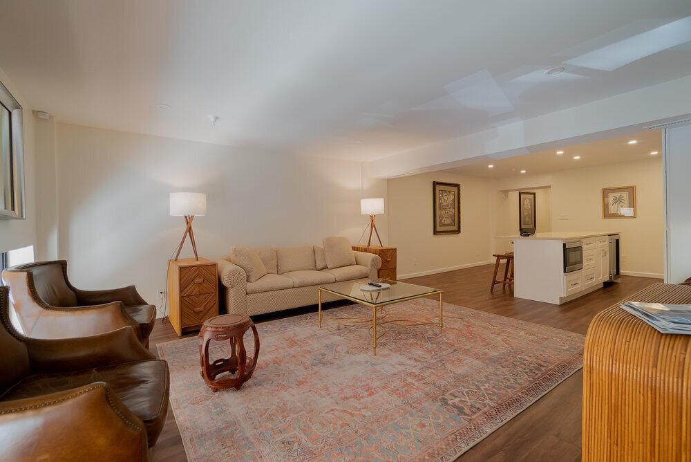 PALM BEACH HOTEL CONDO - Residential