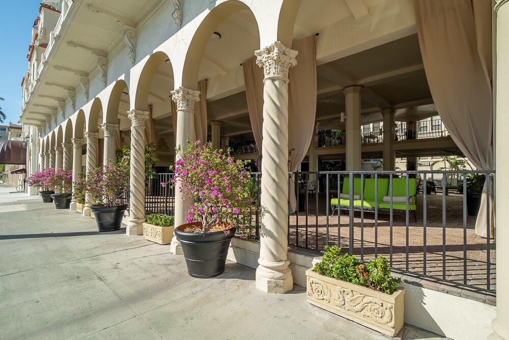 PALM BEACH HOTEL CONDO - Residential