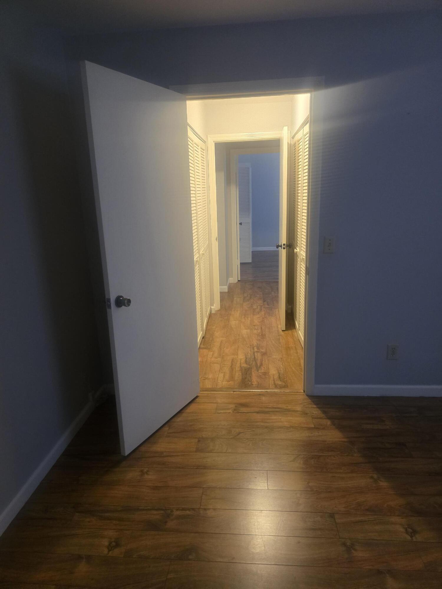 OAK PARK TERRACE UNITS 1-16 - Residential