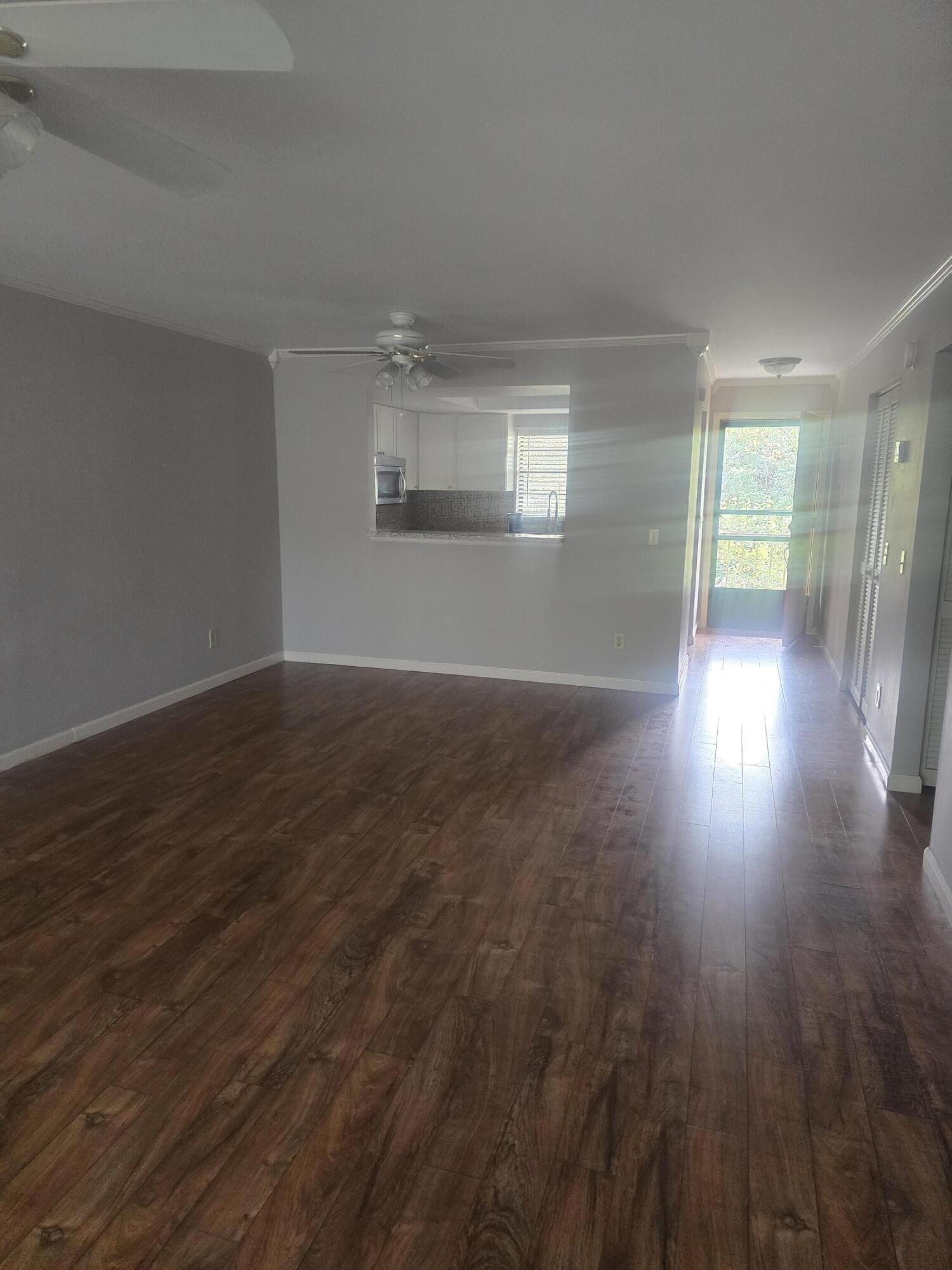OAK PARK TERRACE UNITS 1-16 - Residential