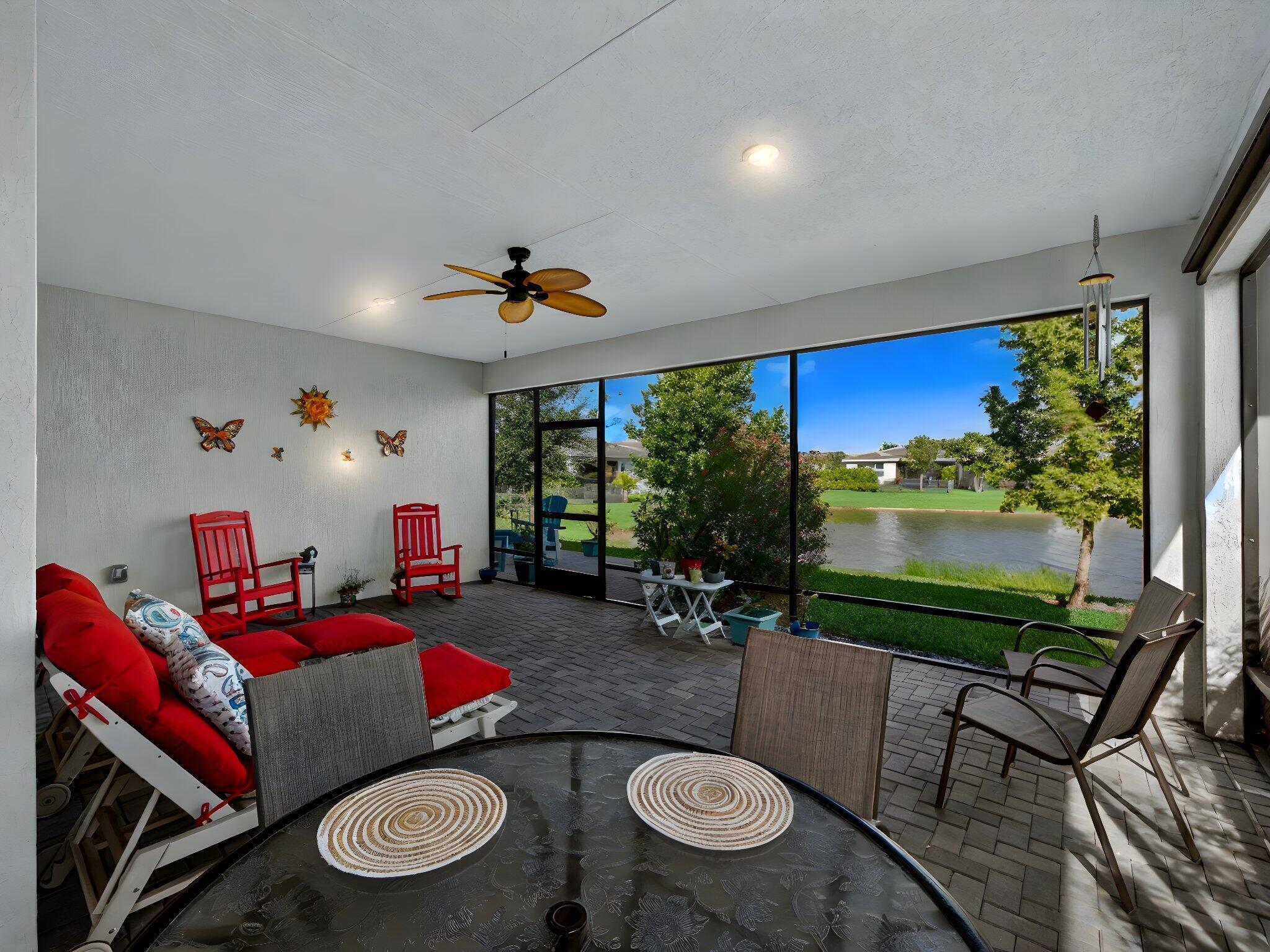 TELARO AT SOUTHERN GROVE - Residential