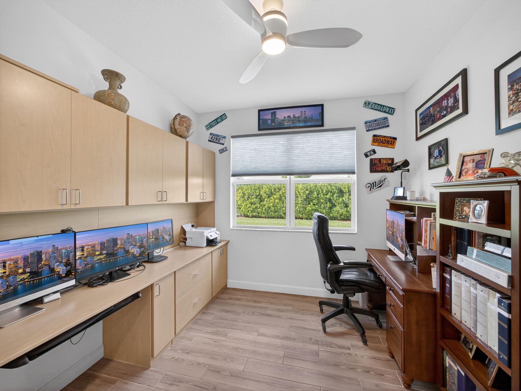 TELARO AT SOUTHERN GROVE - Residential