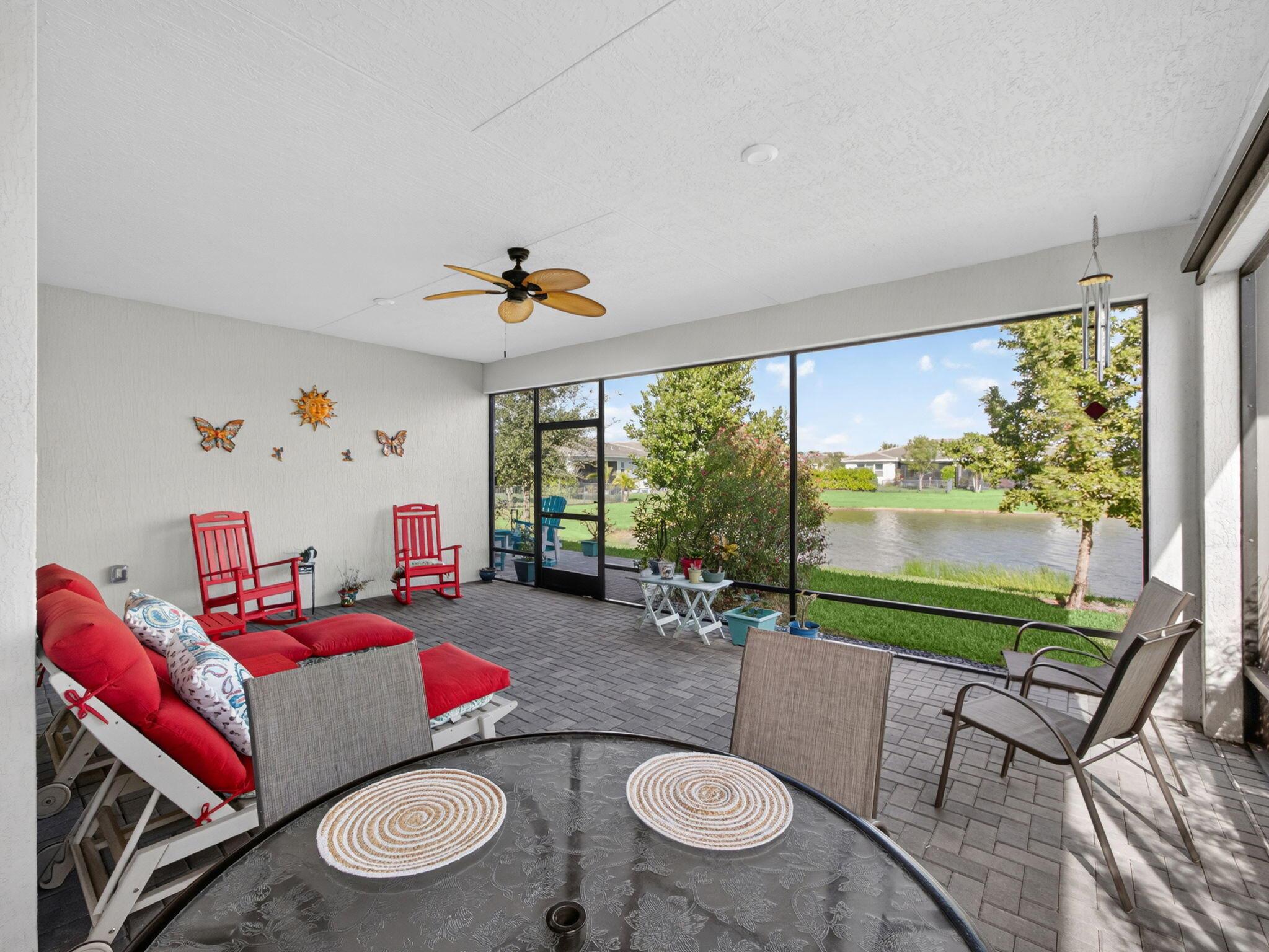 TELARO AT SOUTHERN GROVE - Residential