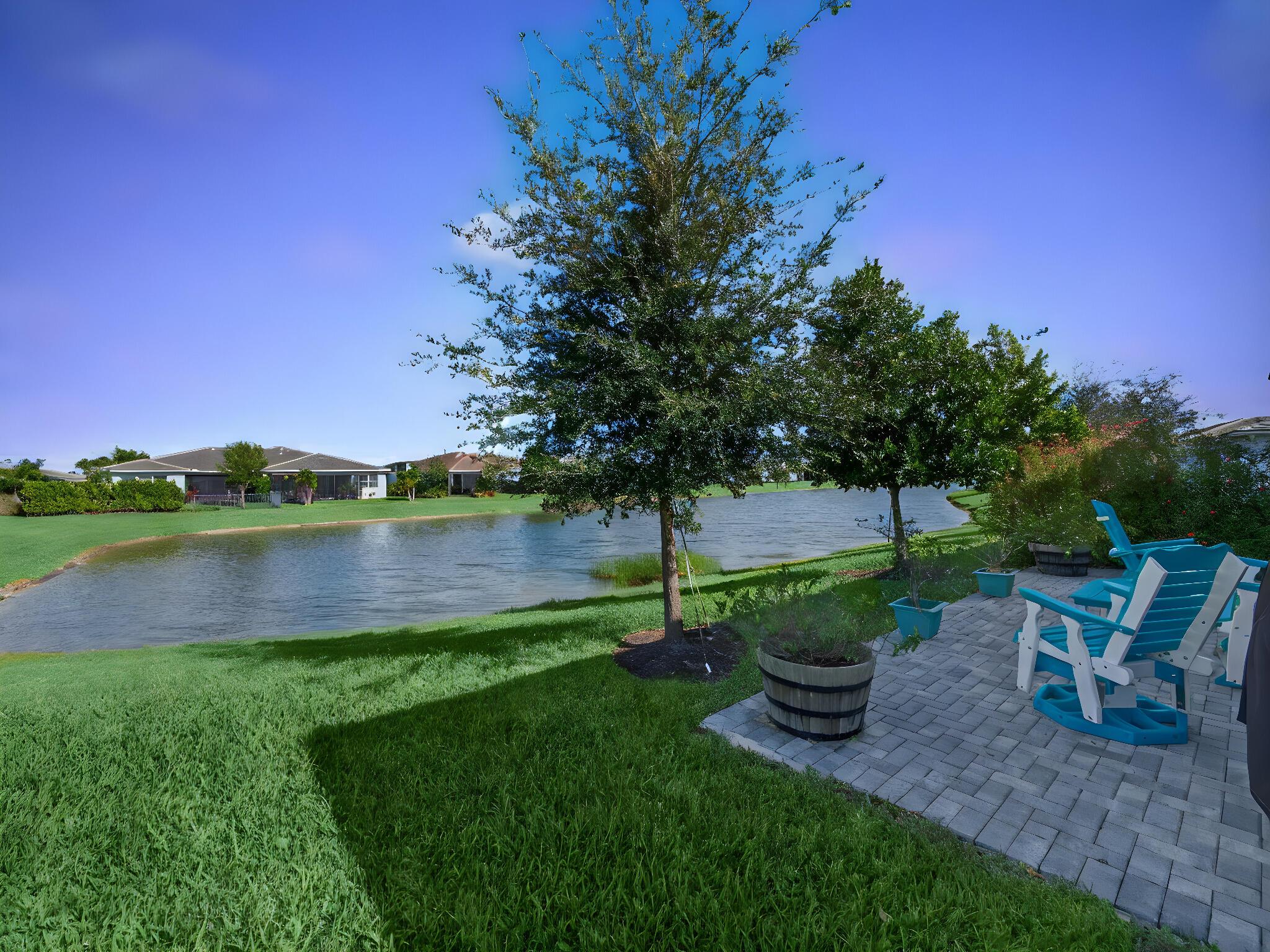 TELARO AT SOUTHERN GROVE - Residential