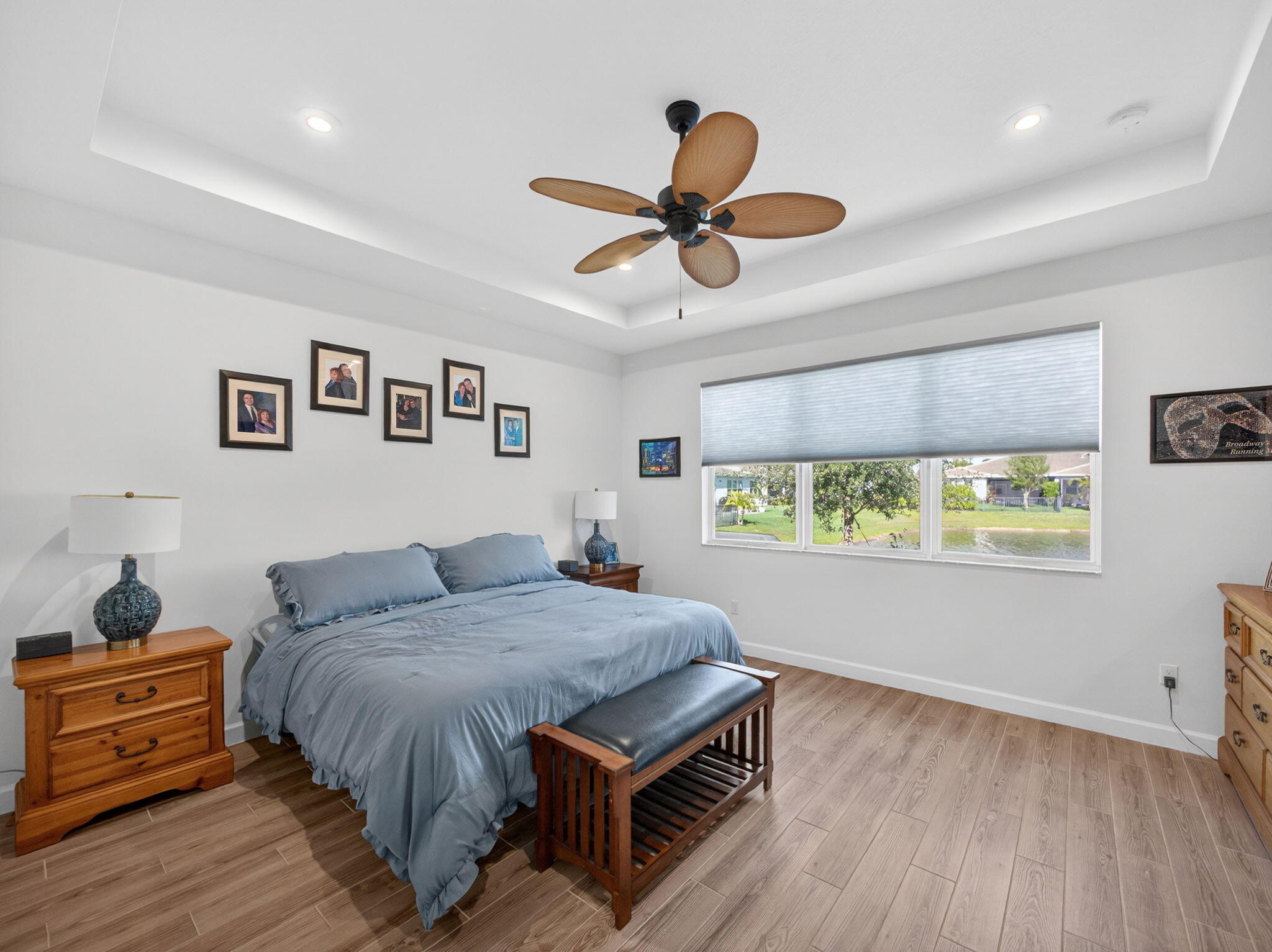 TELARO AT SOUTHERN GROVE - Residential