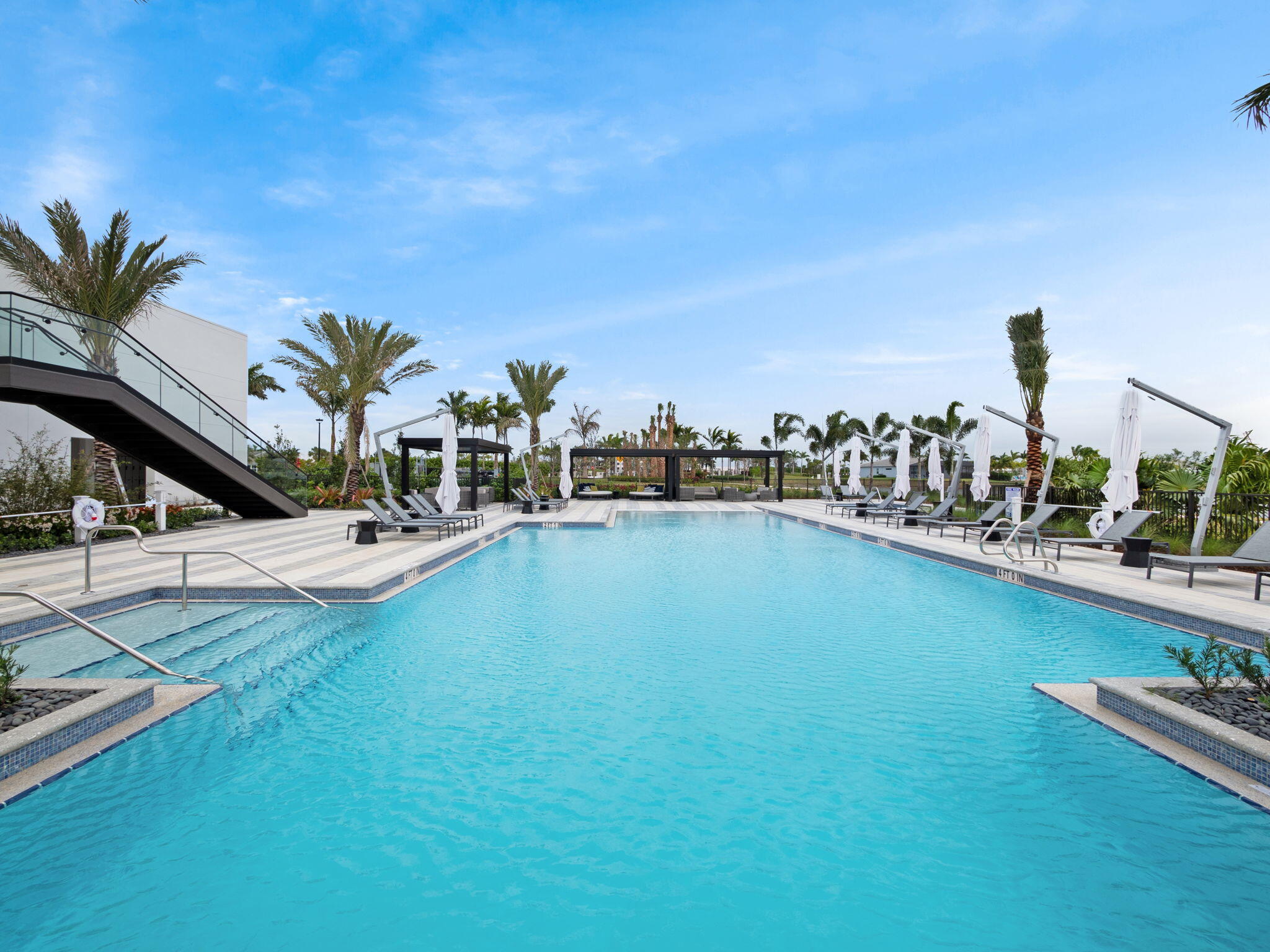 TELARO AT SOUTHERN GROVE - Residential