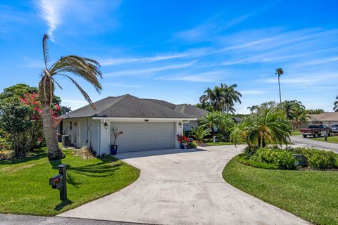 A home in Hutchinson Island