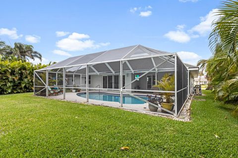 A home in Hutchinson Island