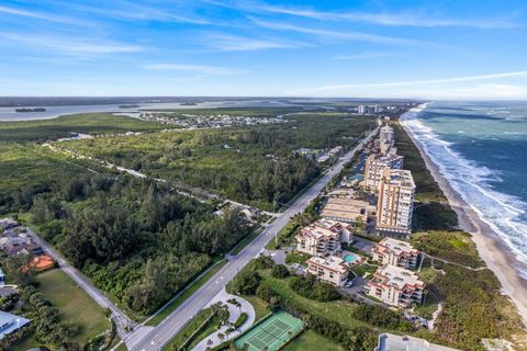 A home in Hutchinson Island