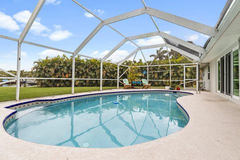 A home in Hutchinson Island