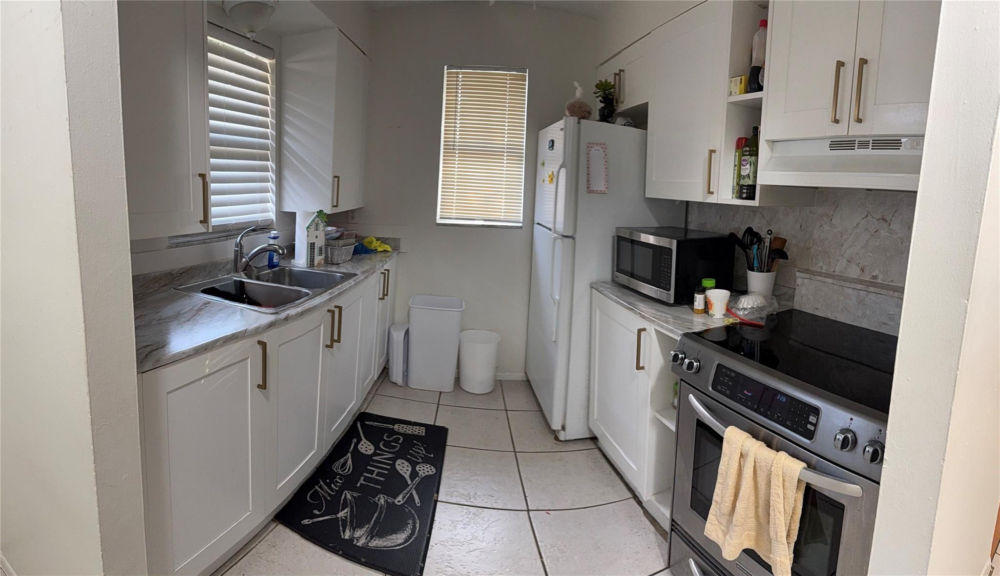 VILLAGE AT WHISKEY CREEK - Residential Lease
