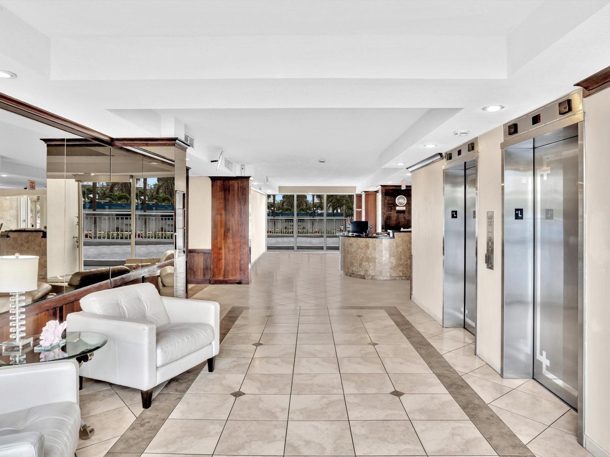 VANTAGE VIEW CONDO - Residential