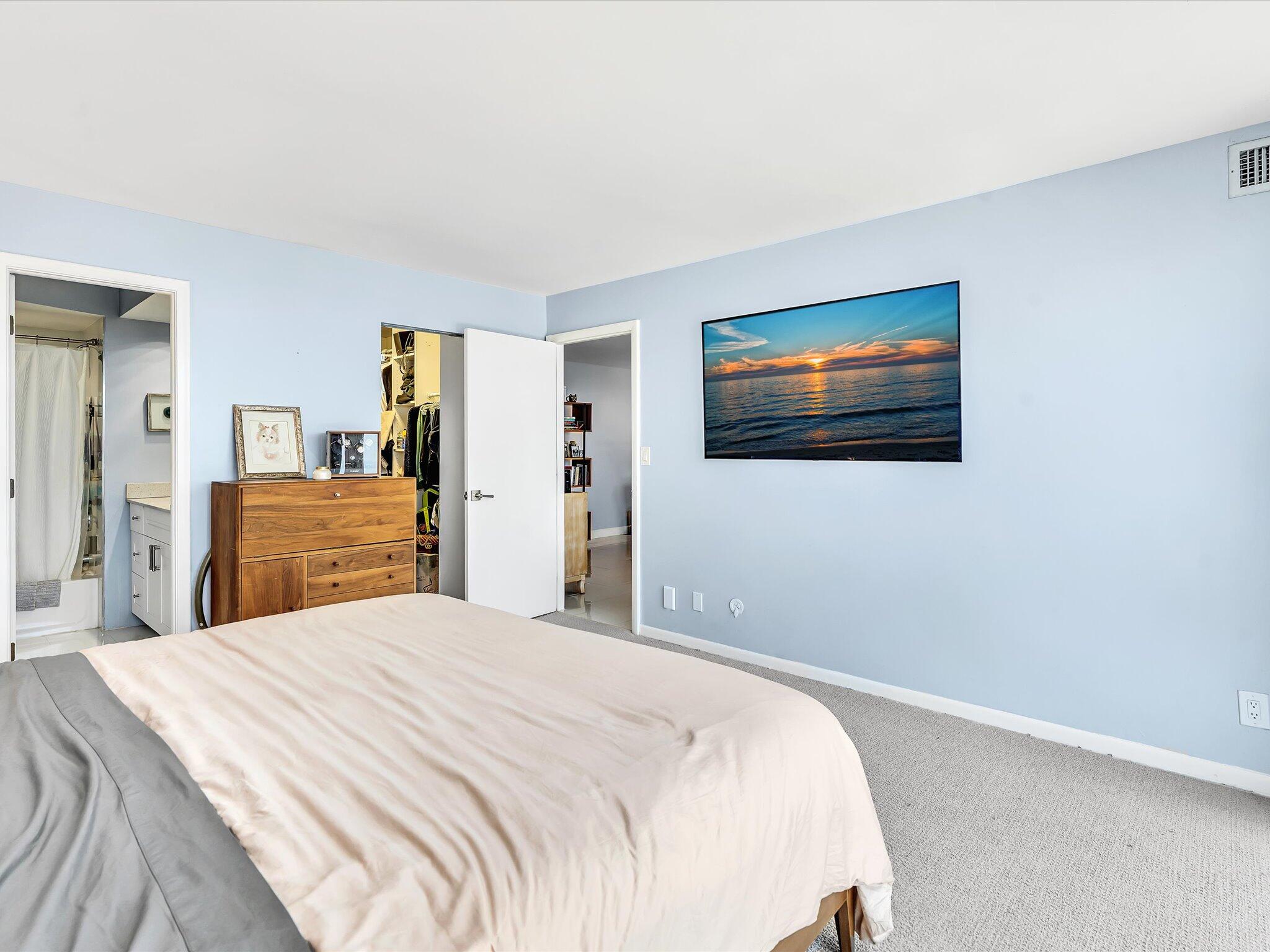 VANTAGE VIEW CONDO - Residential