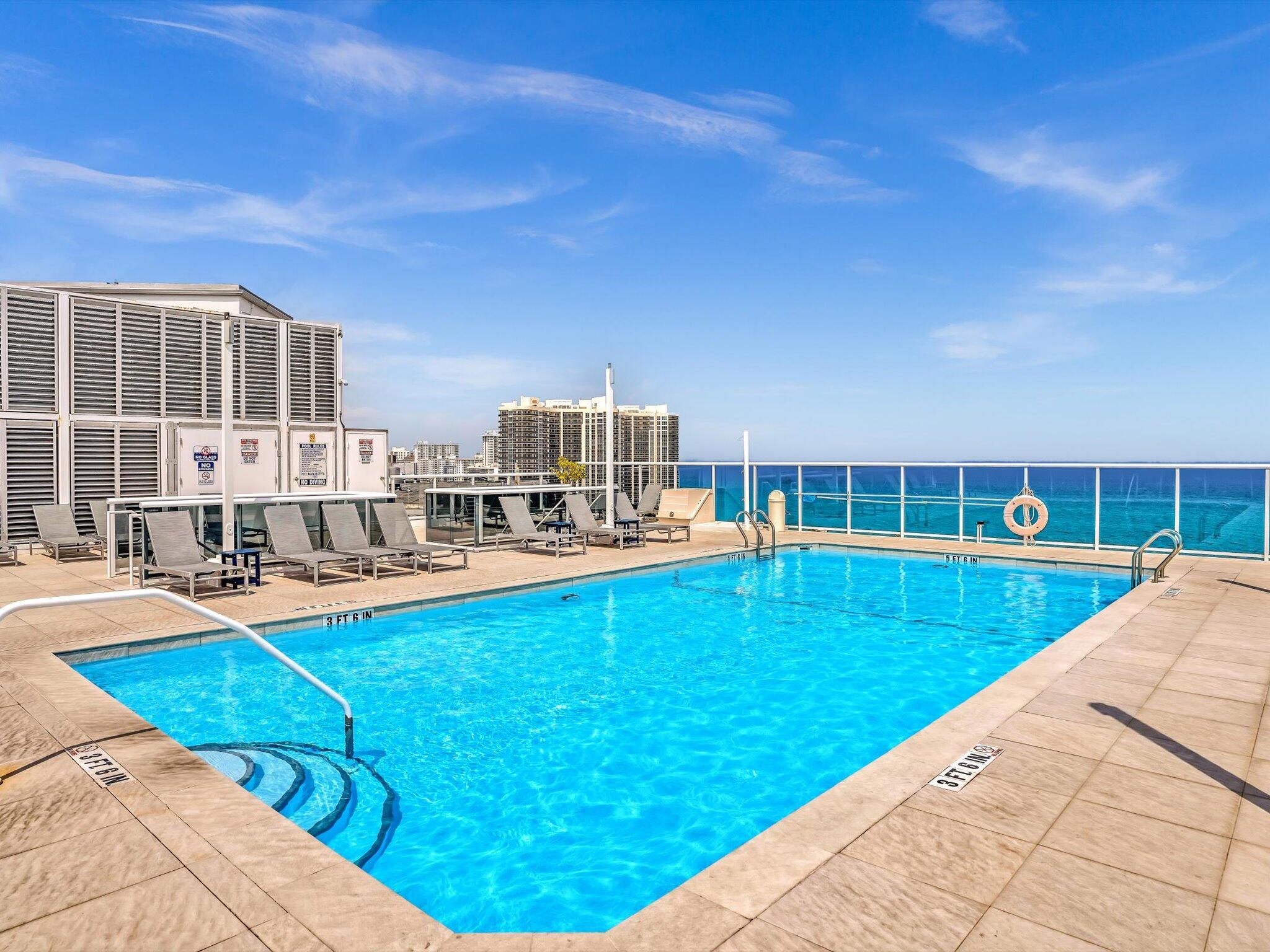 VANTAGE VIEW CONDO - Residential