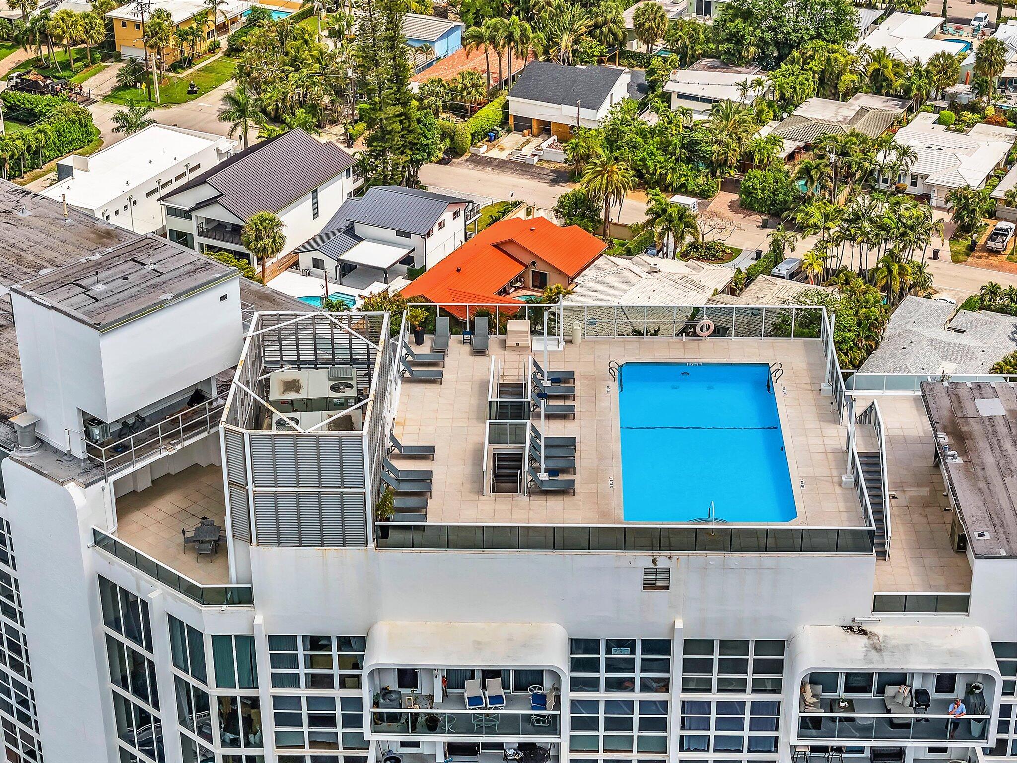 VANTAGE VIEW CONDO - Residential