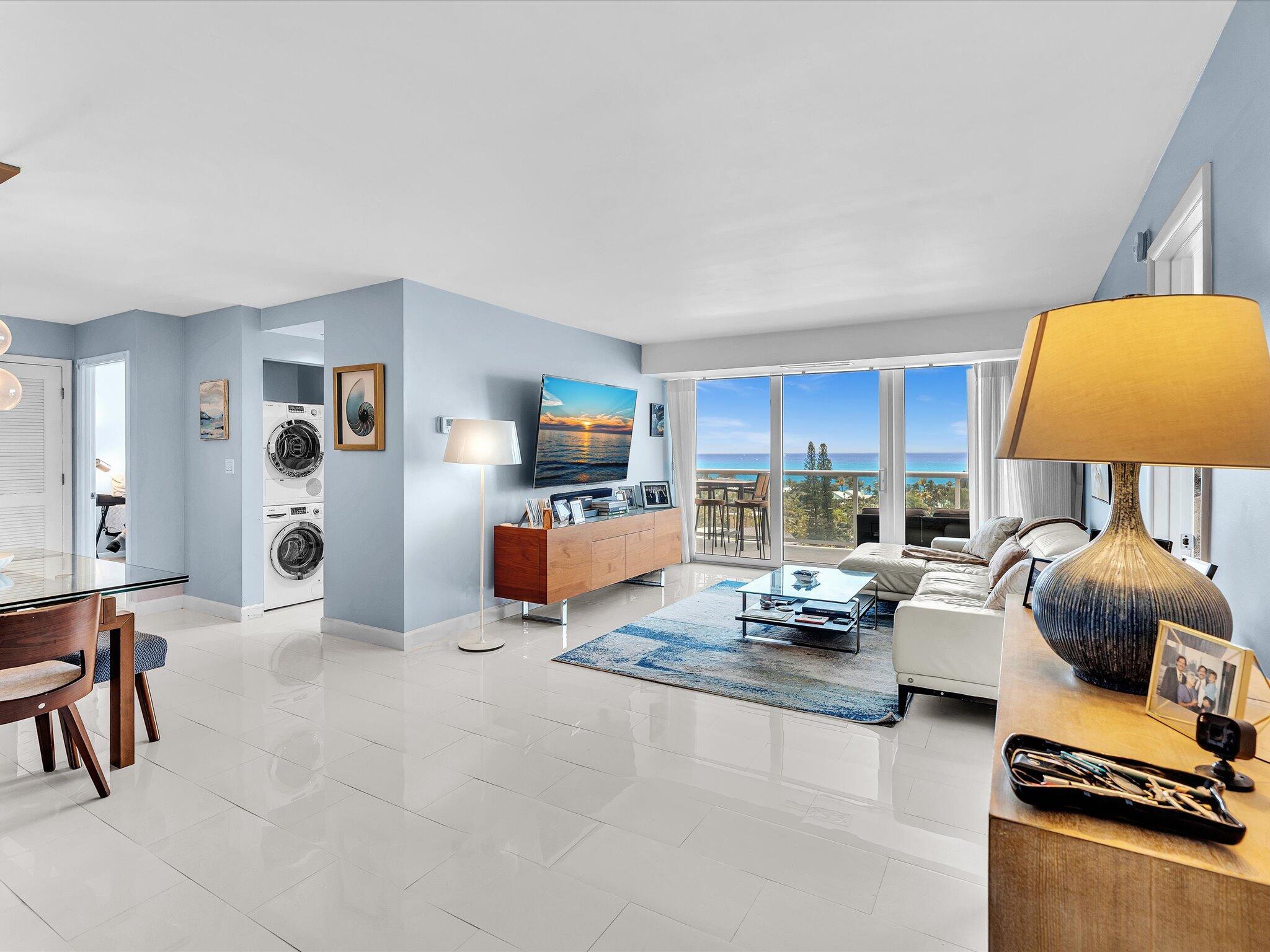 VANTAGE VIEW CONDO - Residential