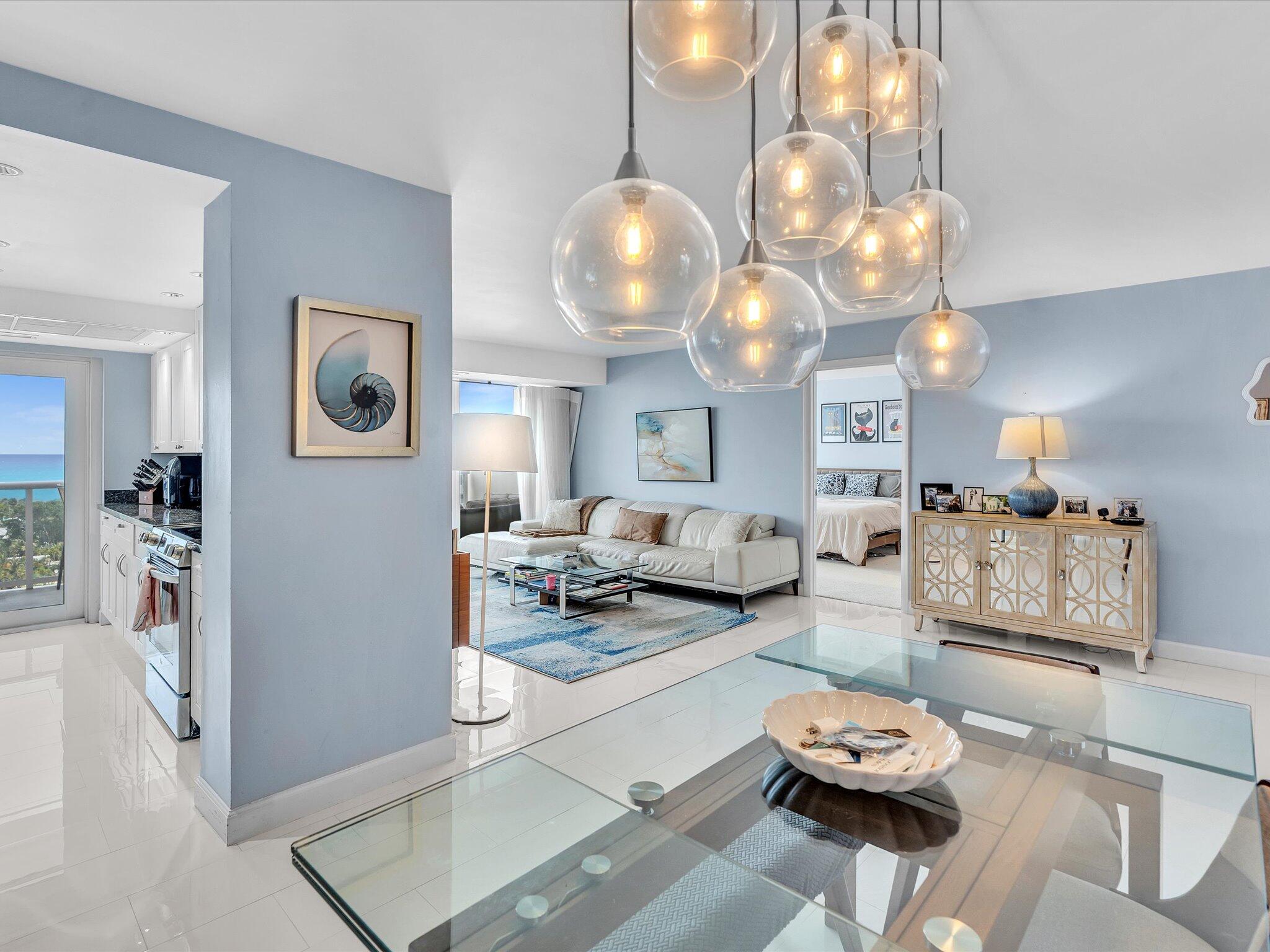 VANTAGE VIEW CONDO - Residential