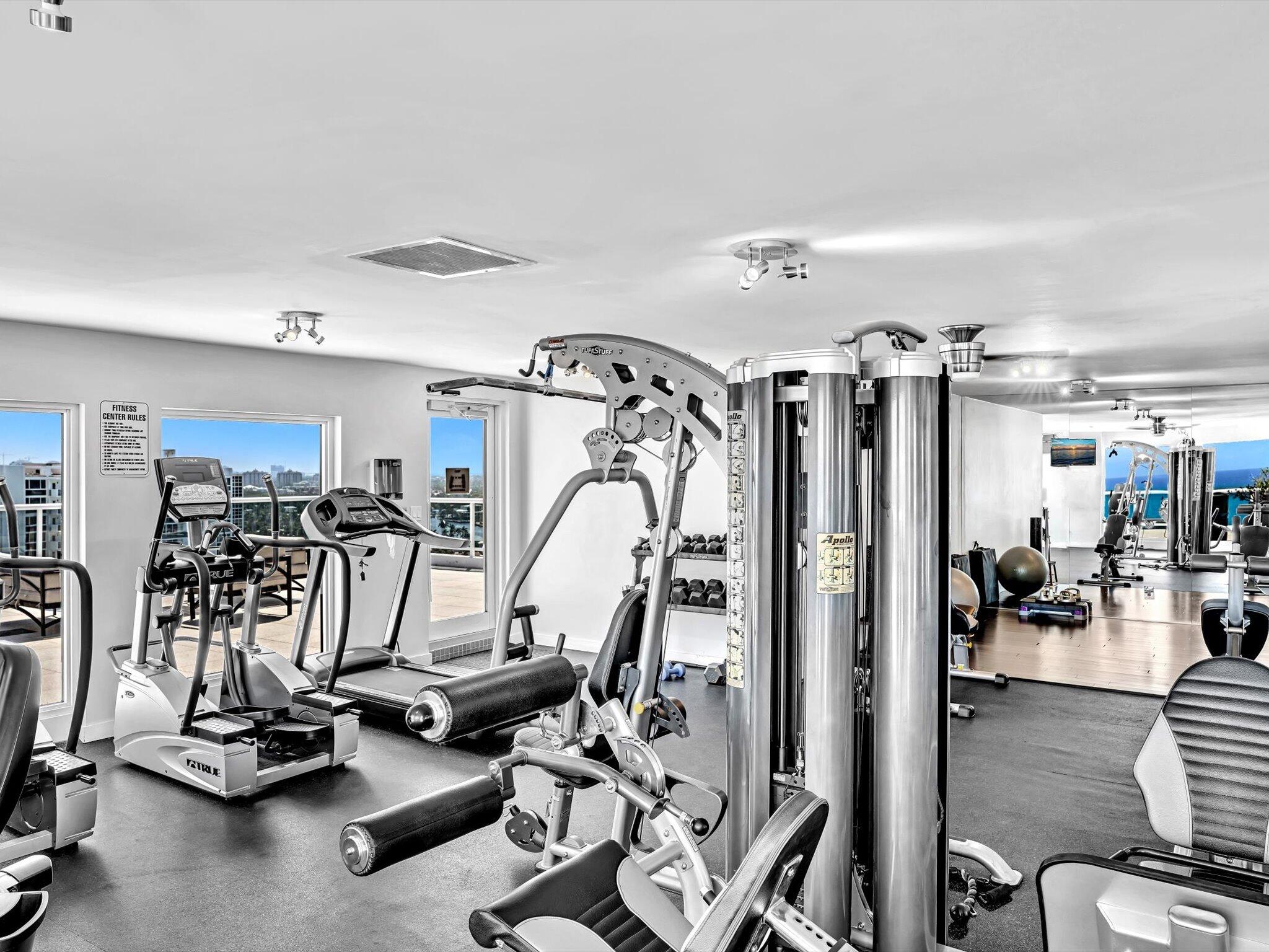 VANTAGE VIEW CONDO - Residential