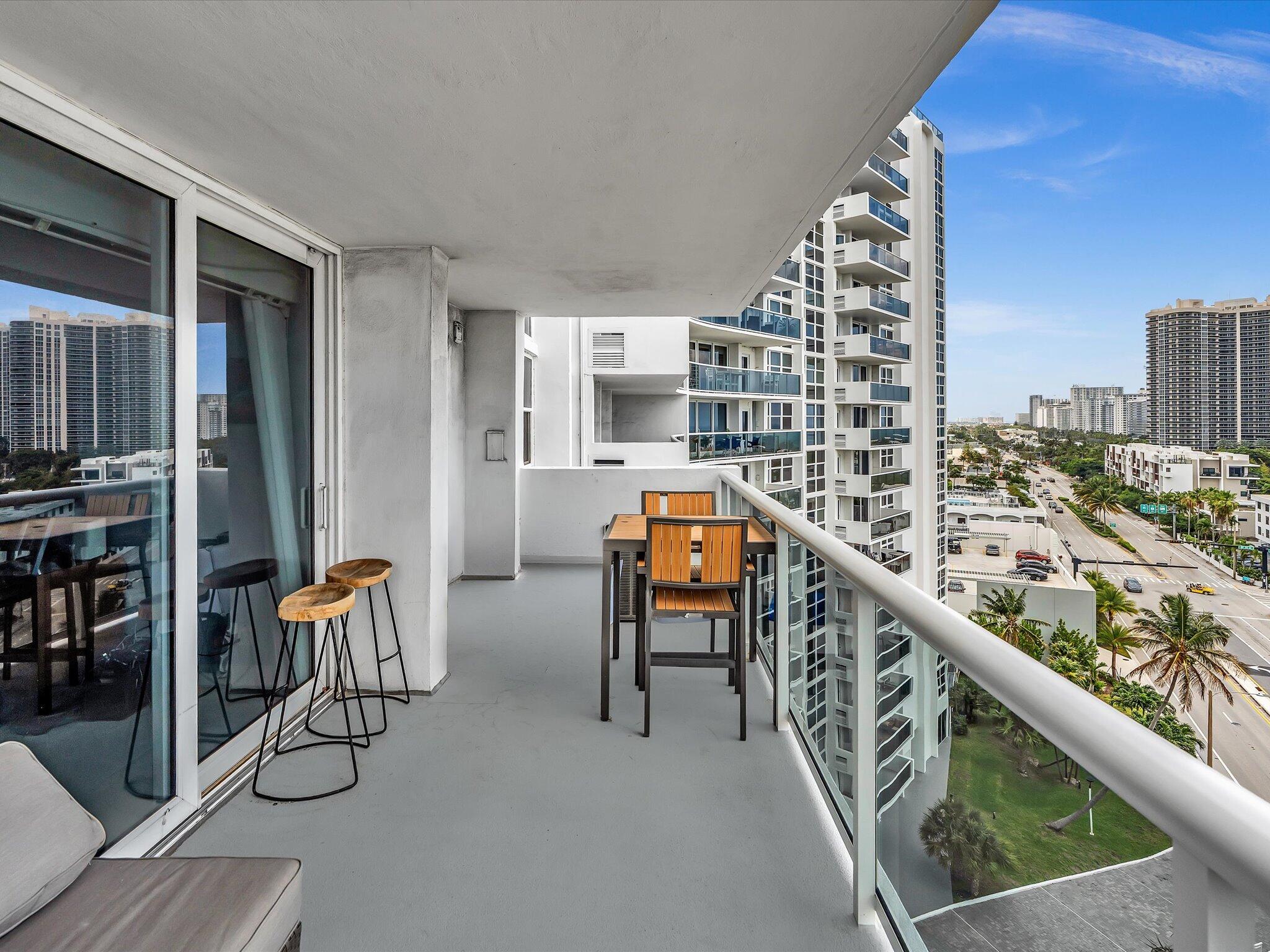 VANTAGE VIEW CONDO - Residential