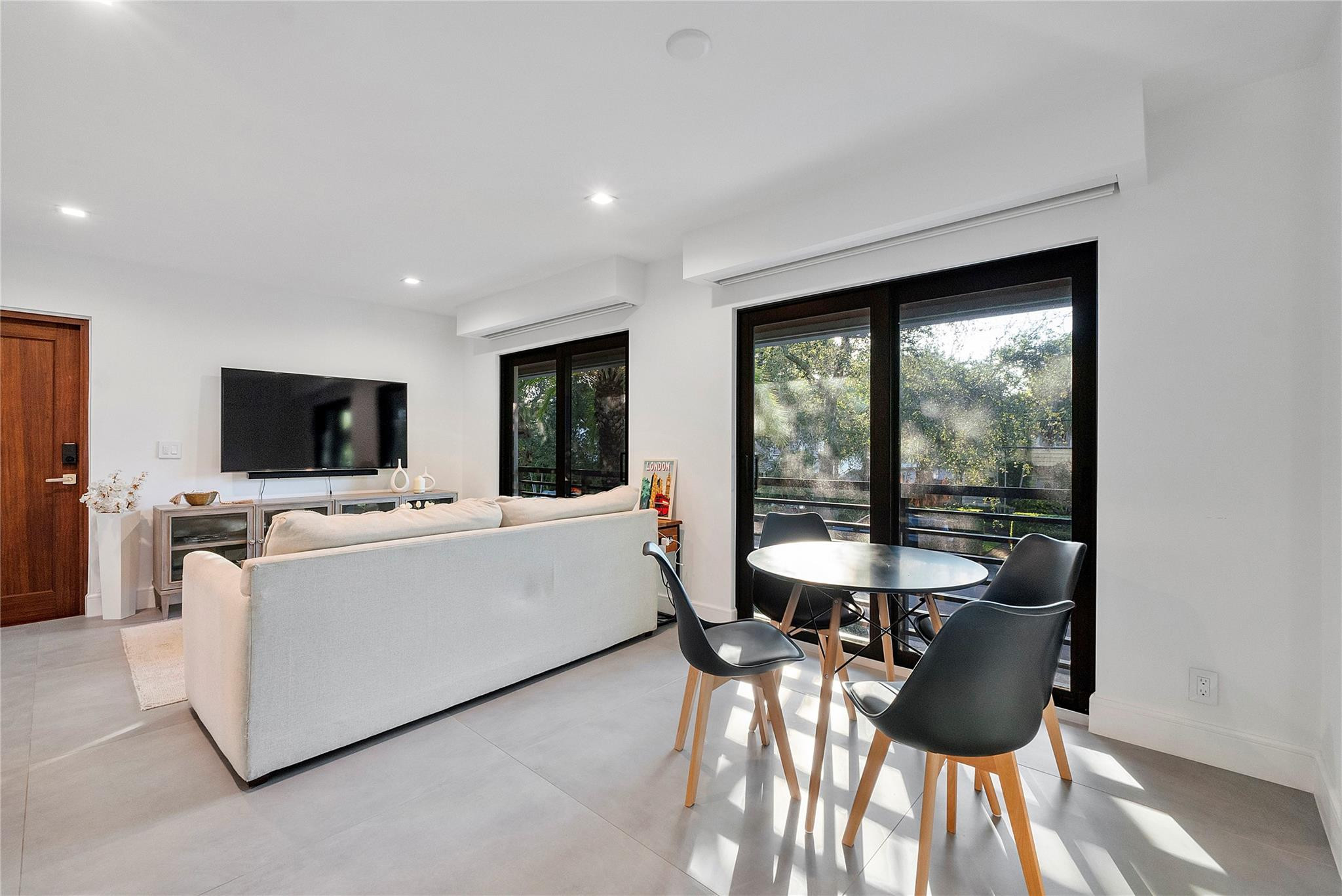 LAS OLAS PARK CORR PLAT - Residential