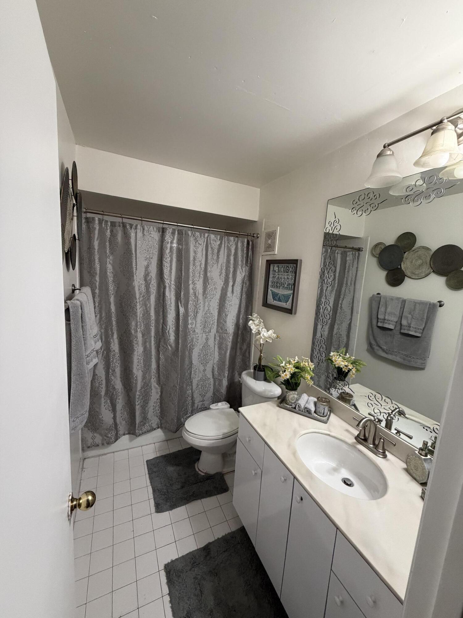 EVERGLADES SUGAR & LAND CO - Residential Lease