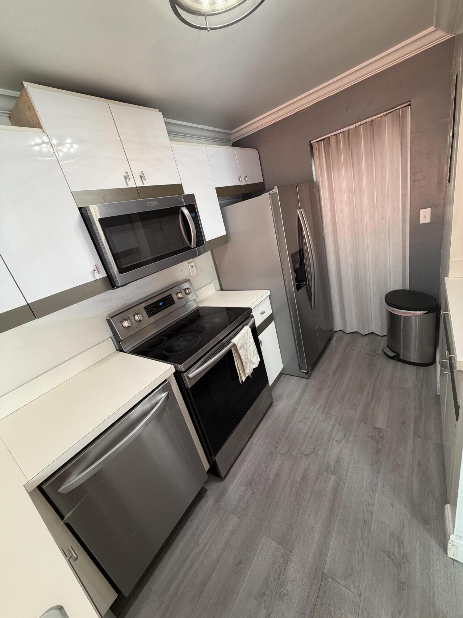 EVERGLADES SUGAR & LAND CO - Residential Lease