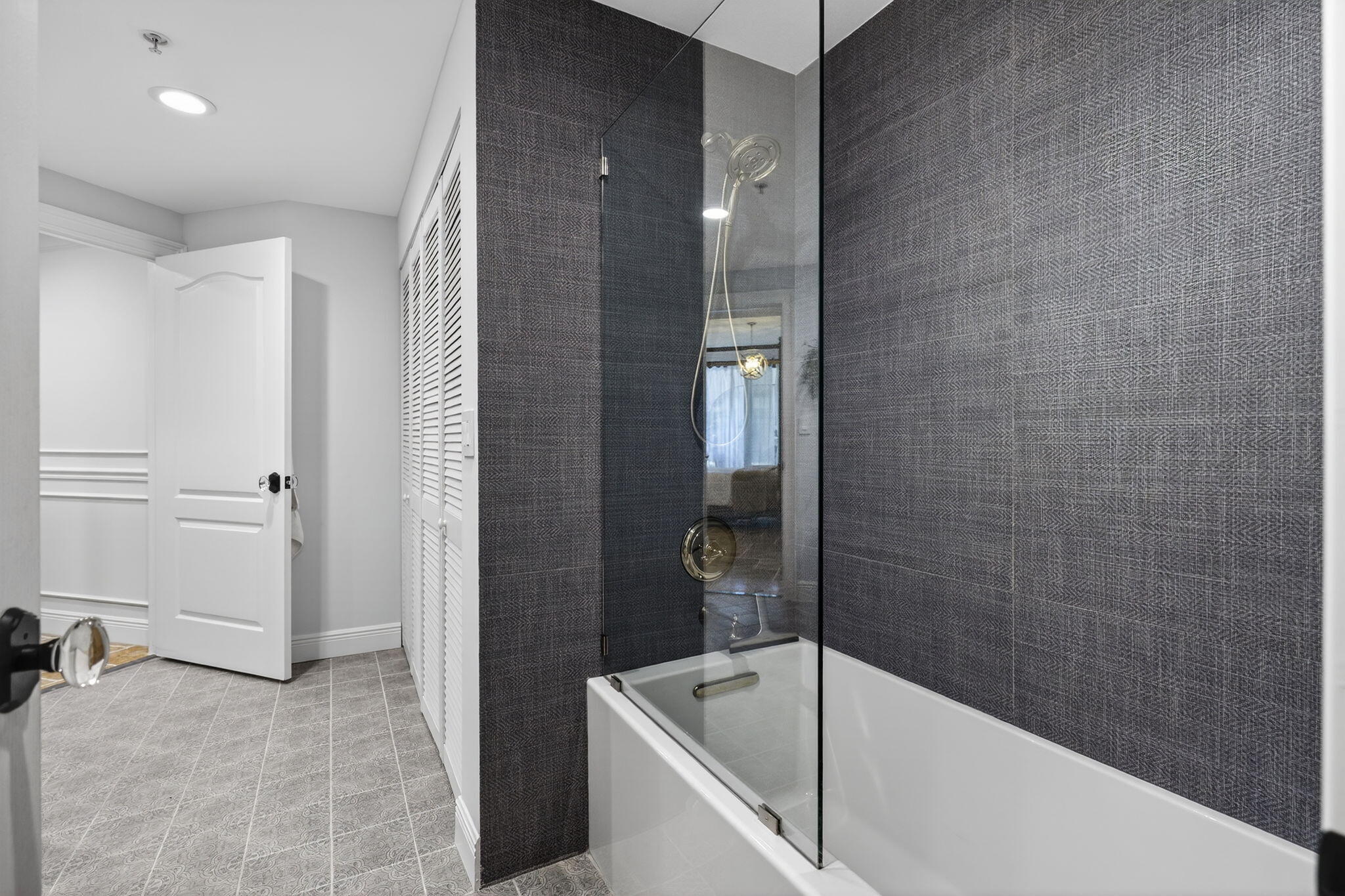 Ocean Trace Condos - Residential