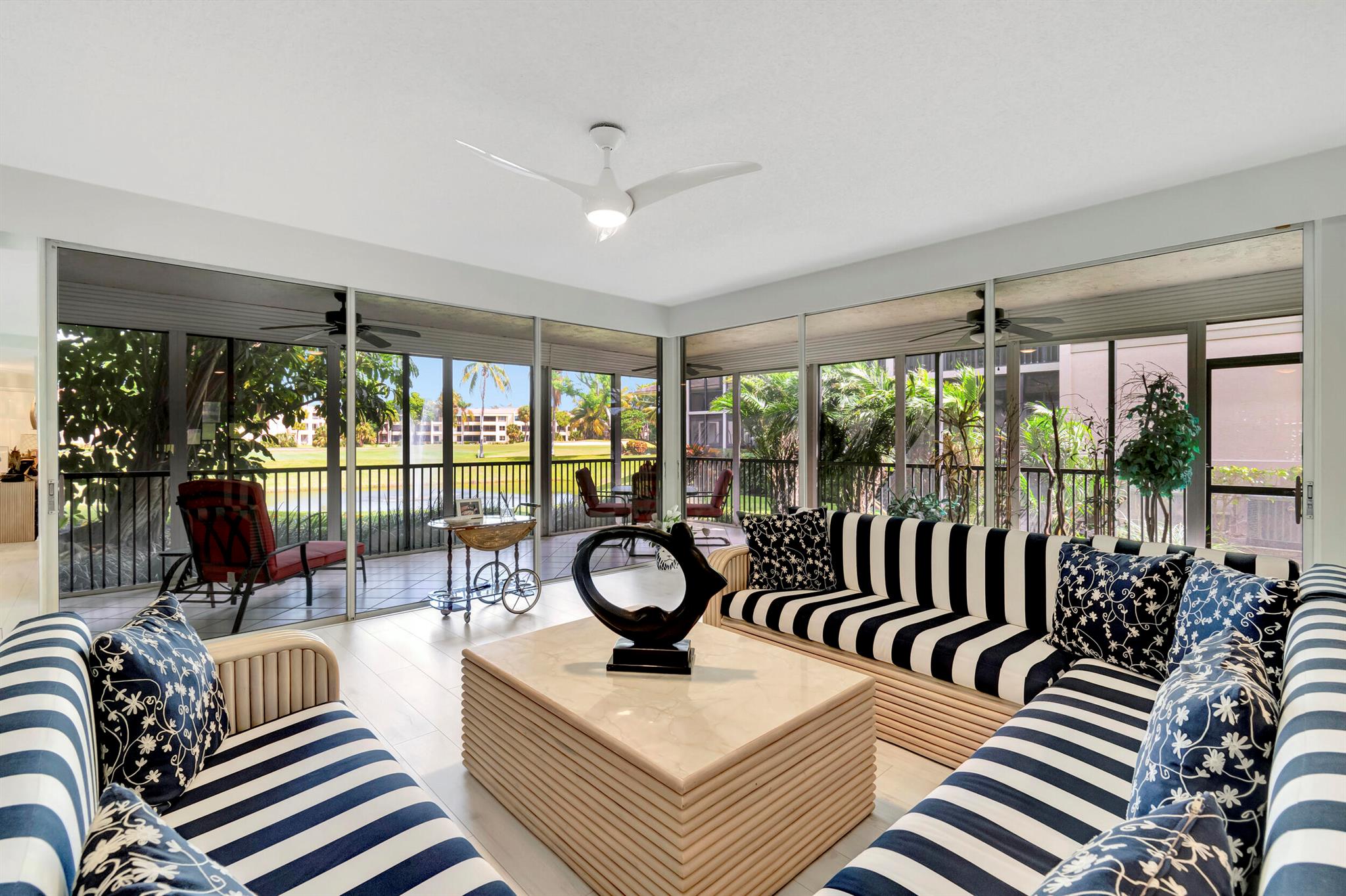 SOUTHWINDS AT BOCA POINTE CONDO - Residential