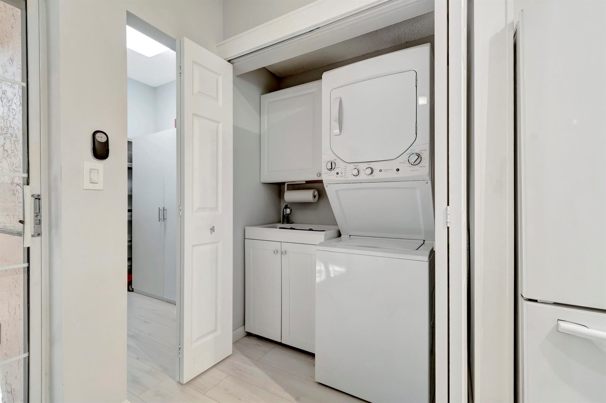 SOUTHWINDS AT BOCA POINTE CONDO - Residential