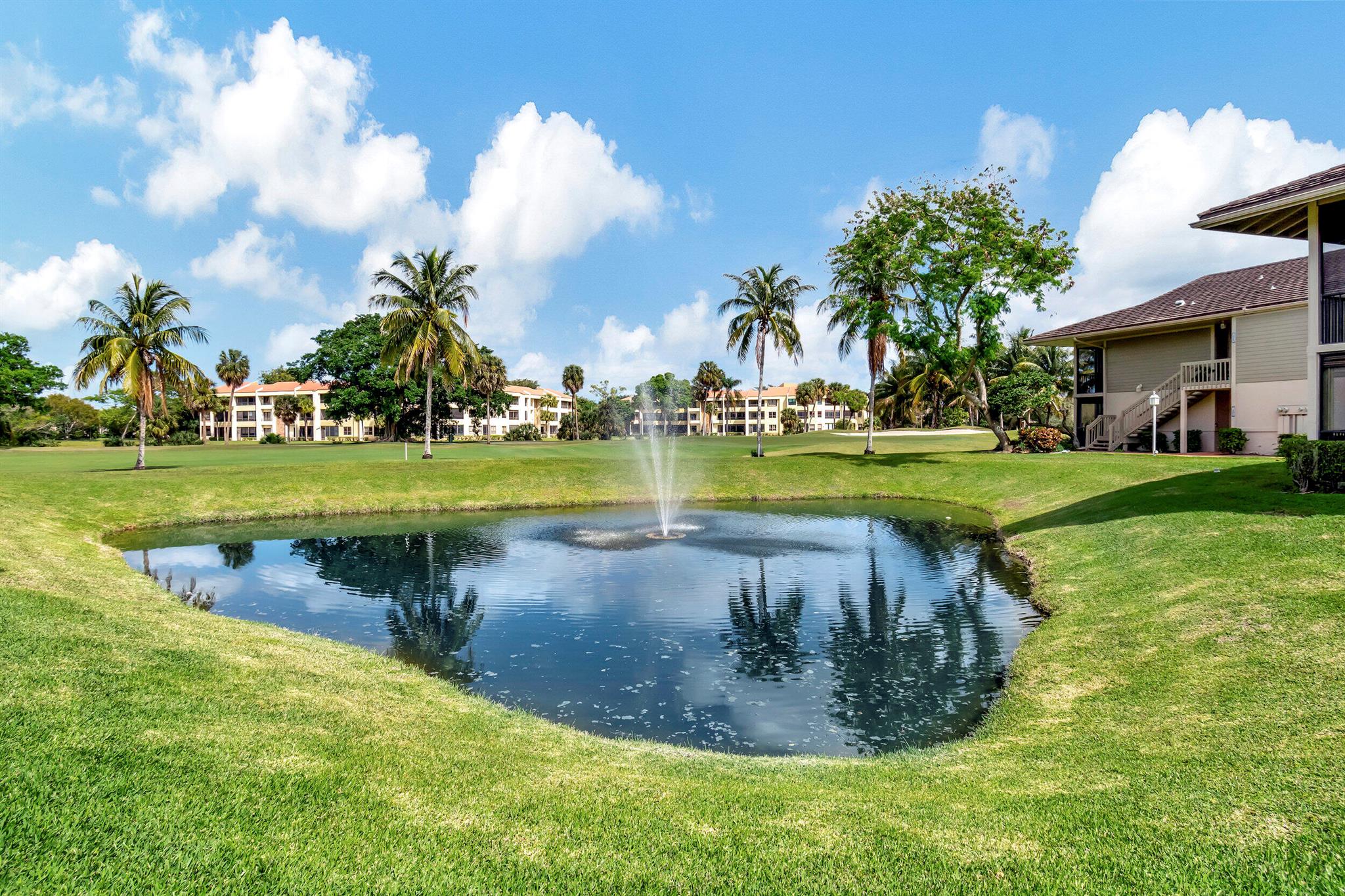 SOUTHWINDS AT BOCA POINTE CONDO - Residential