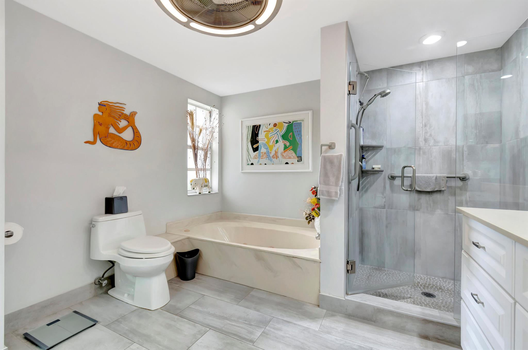 SOUTHWINDS AT BOCA POINTE CONDO - Residential