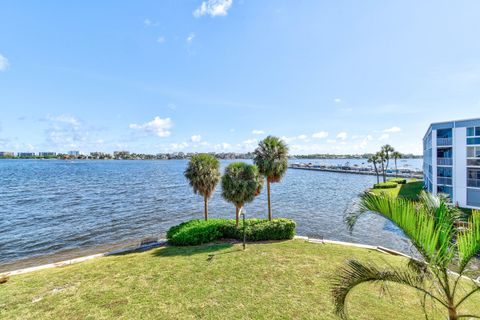 A home in Lantana