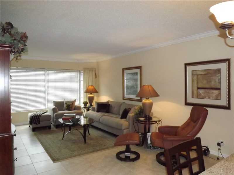 IMPERIAL POINT COLONNADES - Residential
